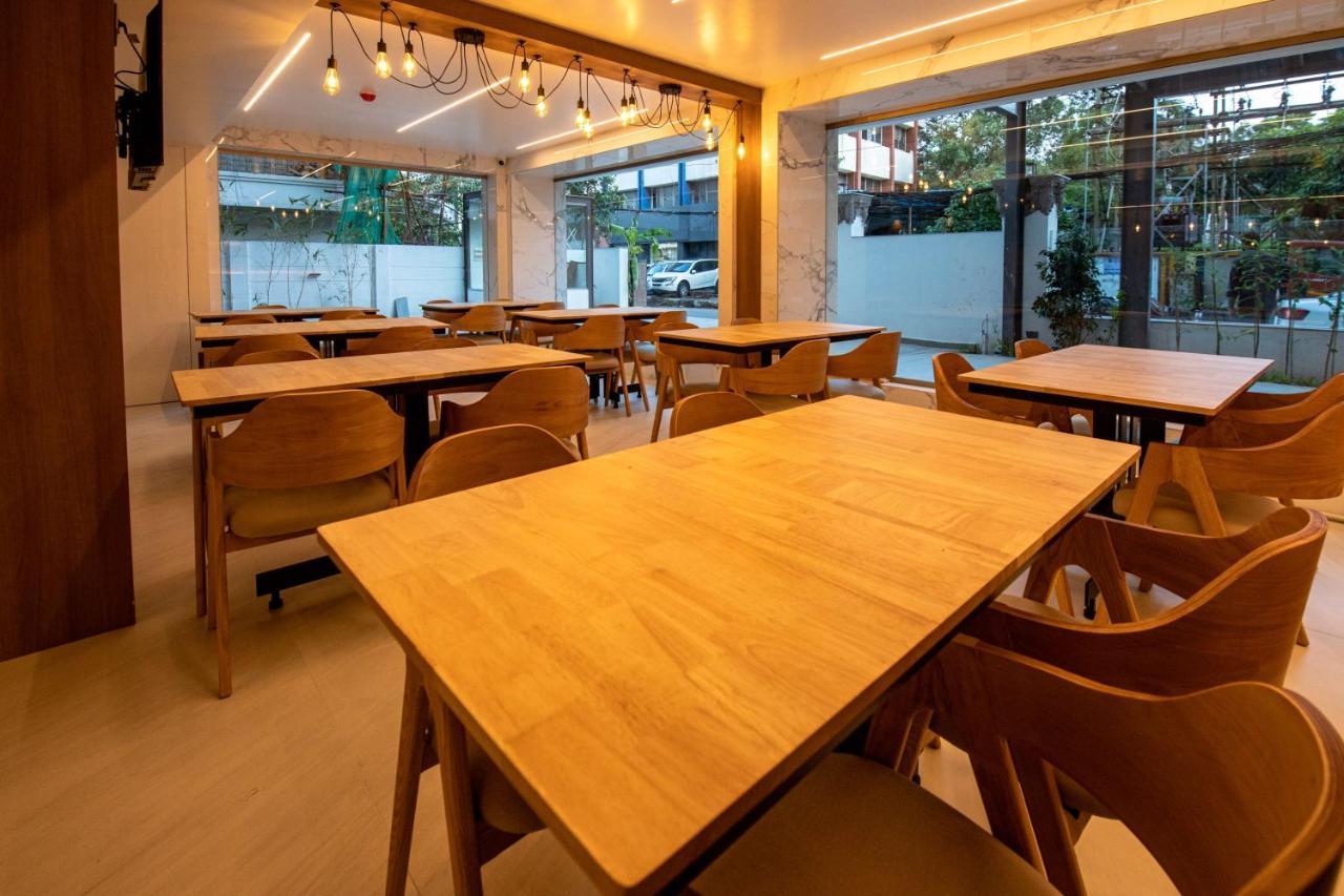 Rathna Residency - Near Us Consulate Hotel Madras Buitenkant foto