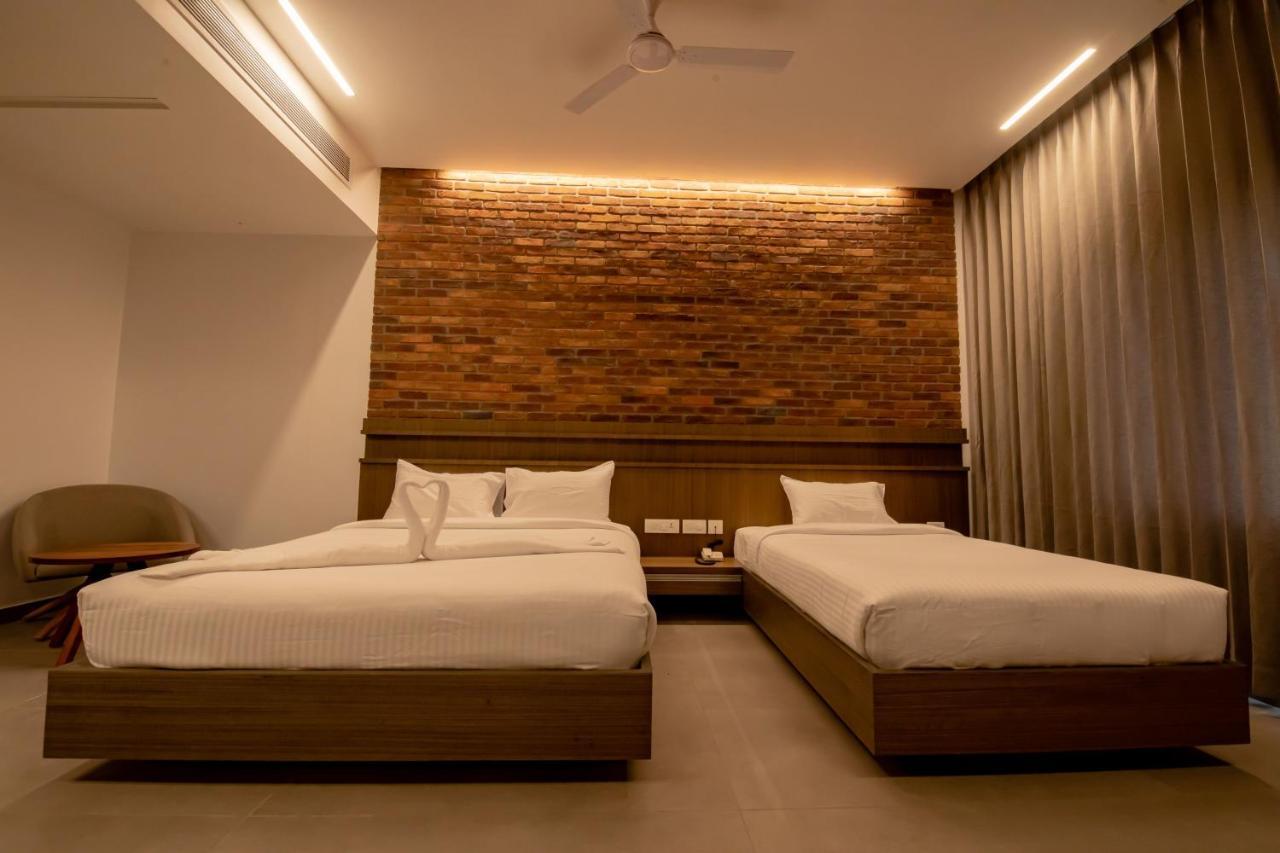 Rathna Residency - Near Us Consulate Hotel Madras Buitenkant foto