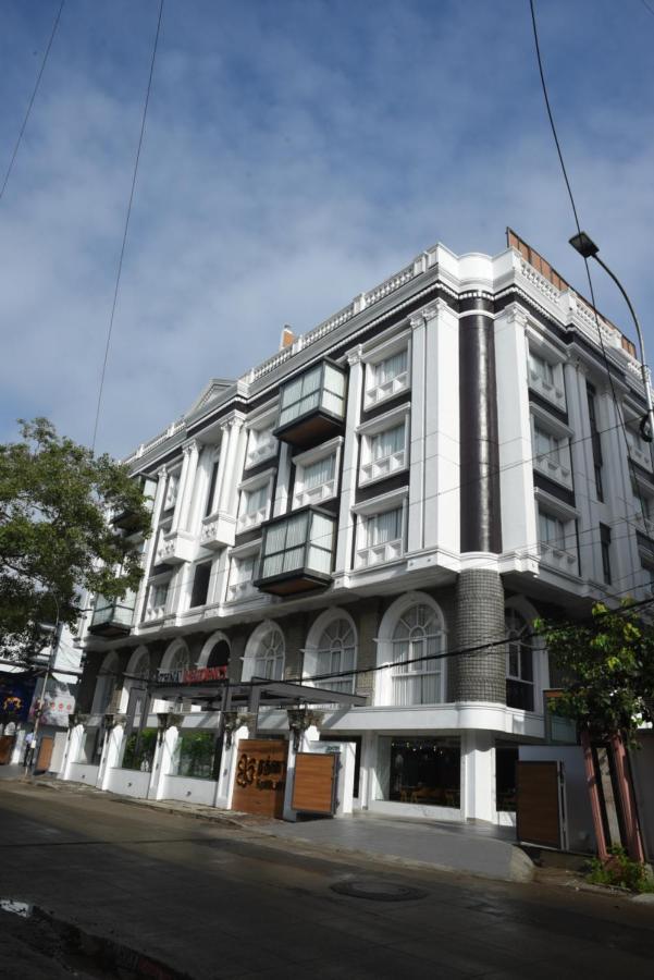 Rathna Residency - Near Us Consulate Hotel Madras Buitenkant foto