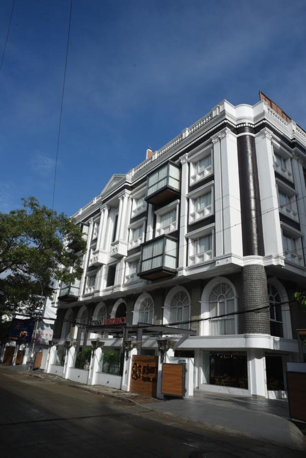 Rathna Residency - Near Us Consulate Hotel Madras Buitenkant foto